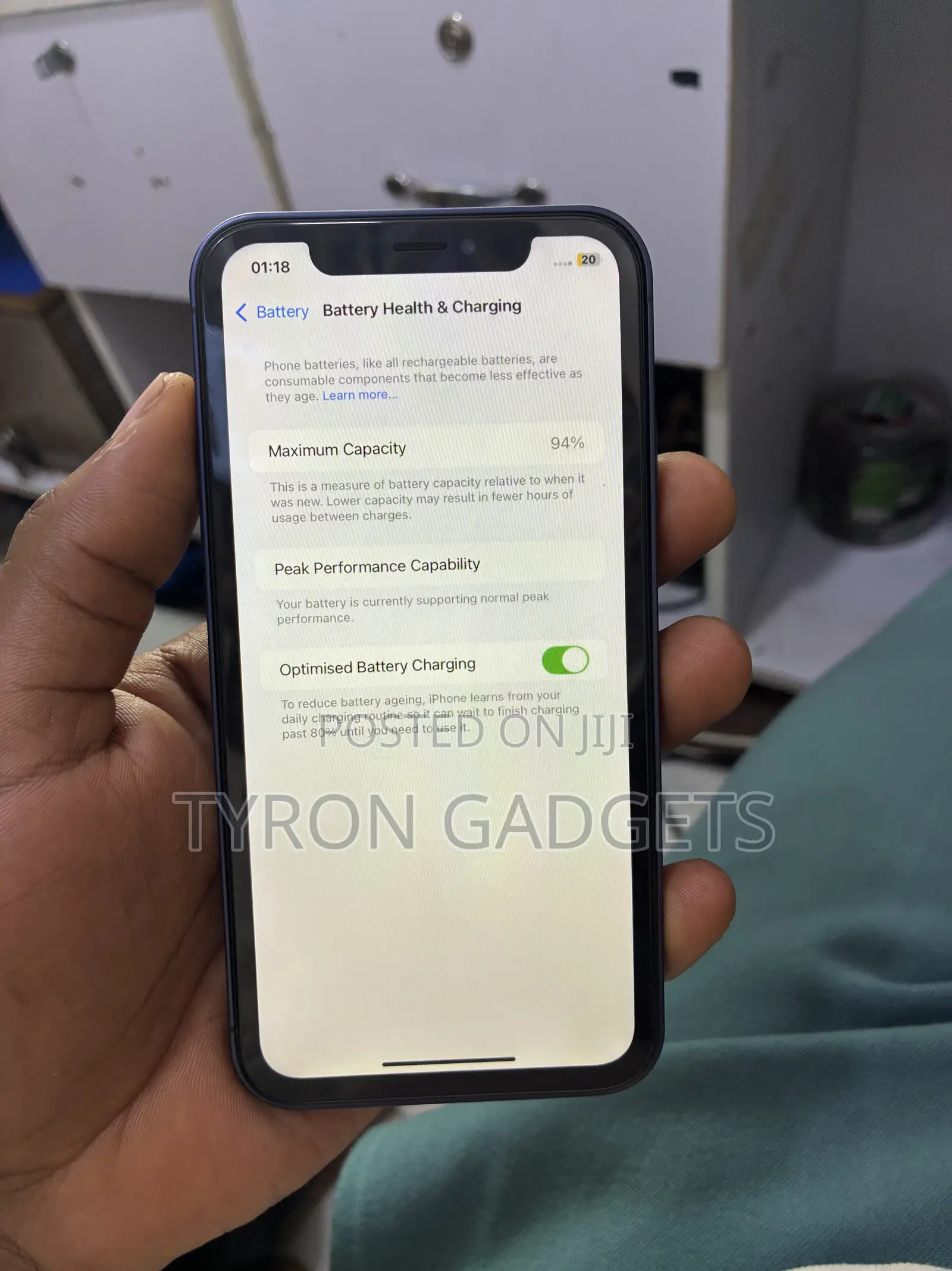 New Apple iPhone XR 64 GB Blue