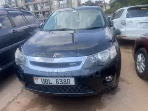 Mitsubishi Outlander 2014 Black