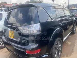 Mitsubishi Outlander 2014 Black