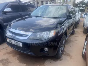Mitsubishi Outlander 2014 Black