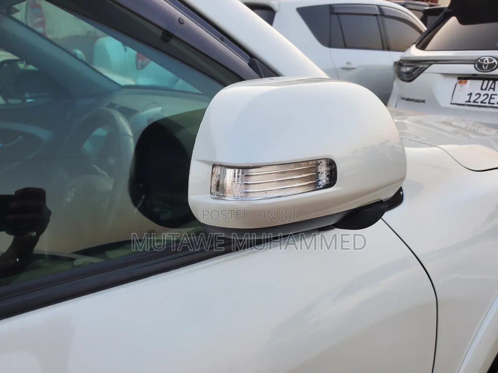 Toyota Vanguard 2011 White