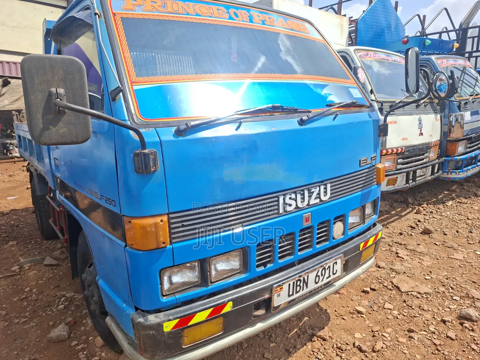 Isuzu Elf Dumper
