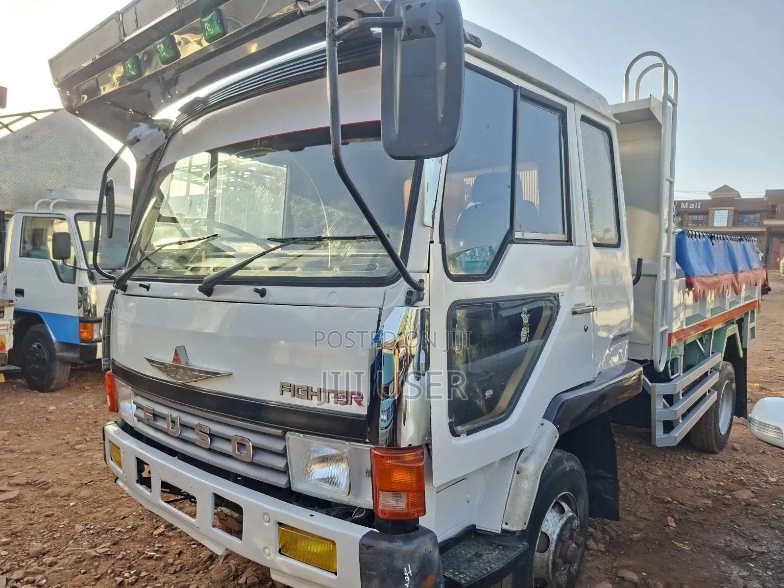 Fuso Fighter Dumper