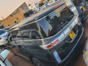 Nissan Elgrand 2015 Black