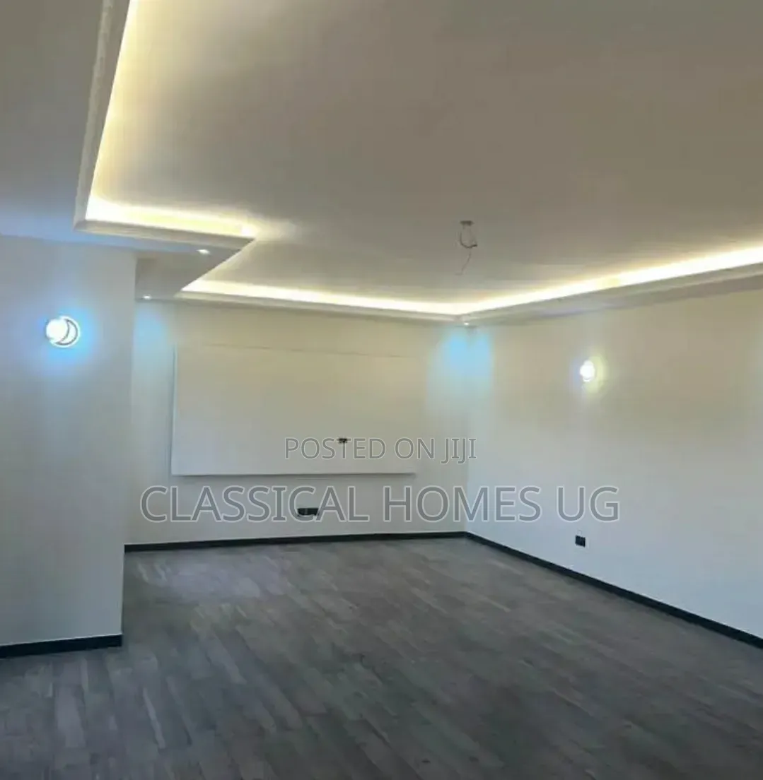5bdrm Duplex in Kyanja, Central Division for rent
