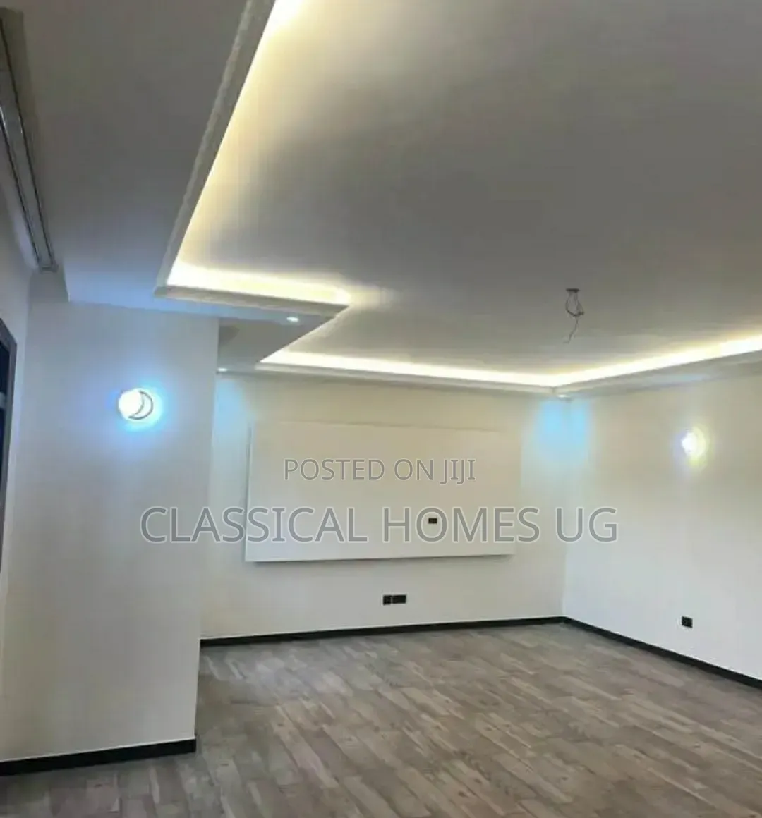 5bdrm Duplex in Kyanja, Central Division for rent
