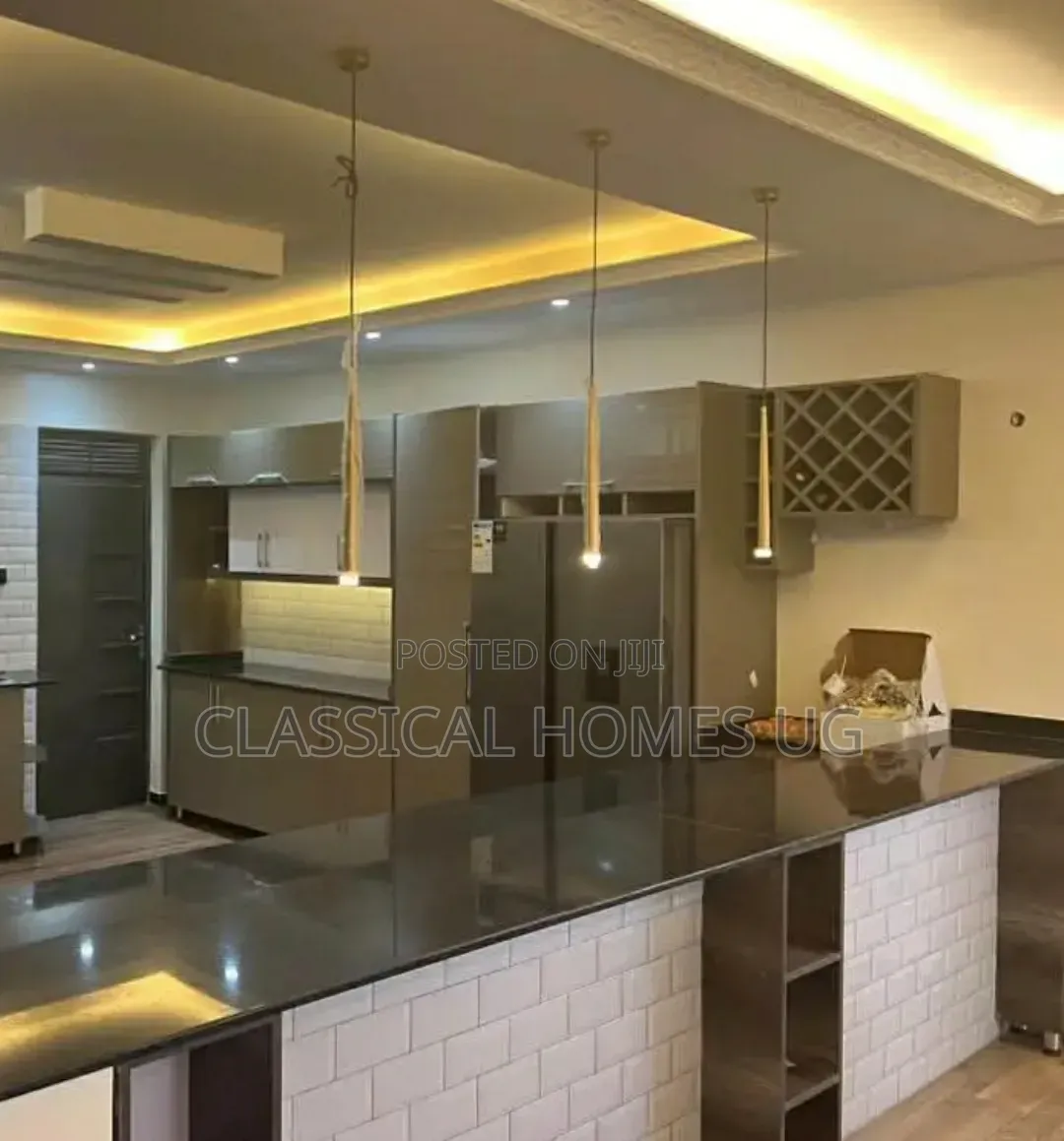 5bdrm Duplex in Kyanja, Central Division for rent