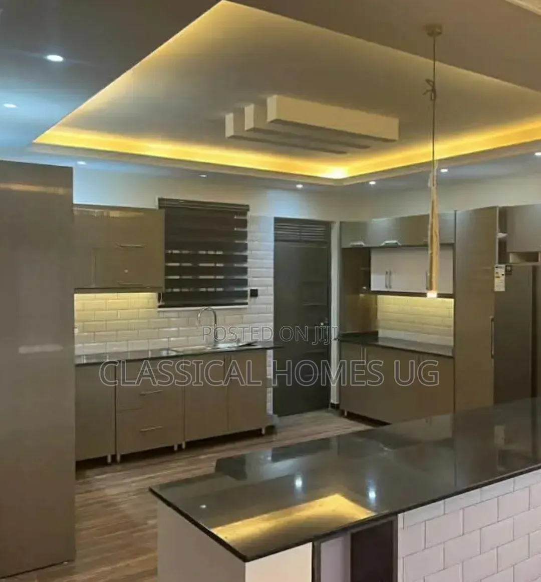 5bdrm Duplex in Kyanja, Central Division for rent