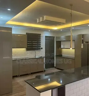 5bdrm Duplex in Kyanja, Central Division for rent