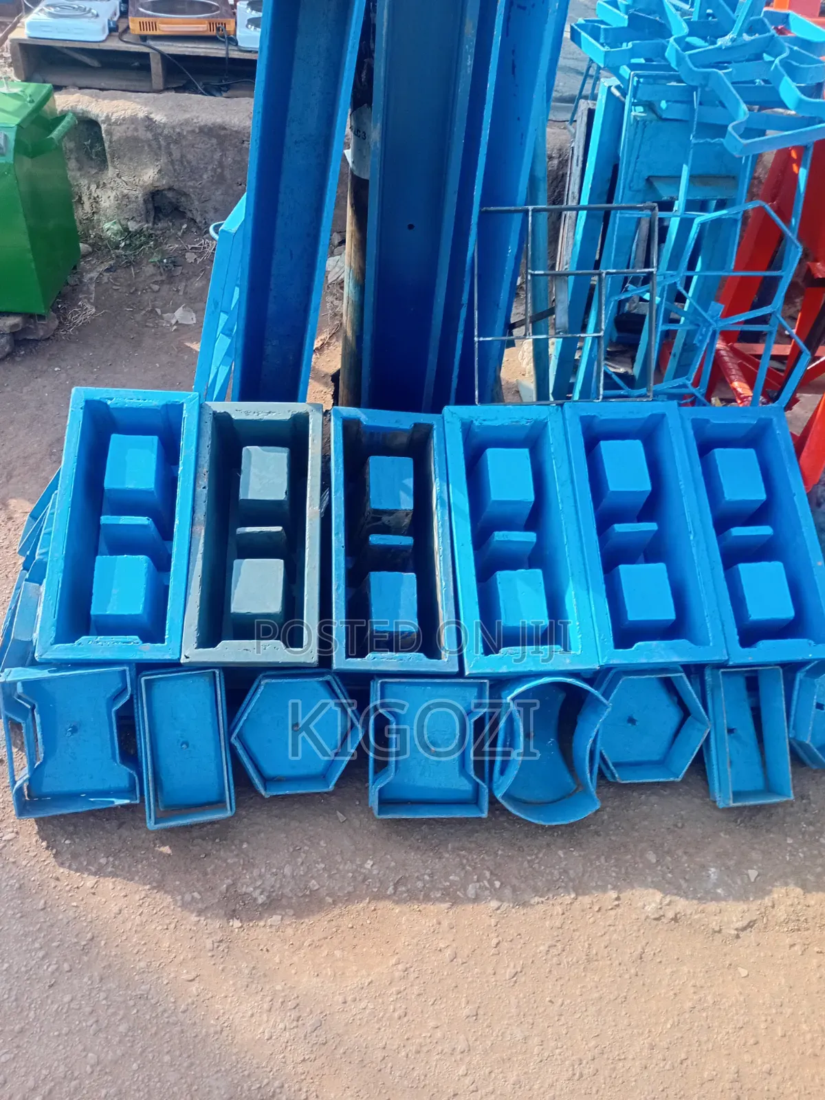 Pavers and Brick Making Molds
