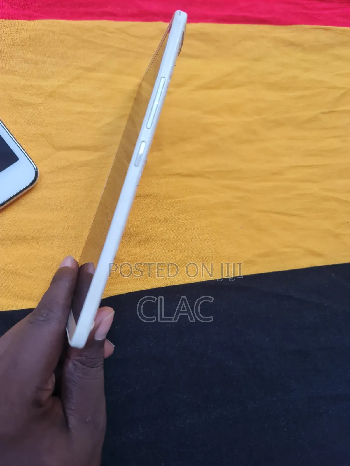 HTC MAX 4G 8 GB White