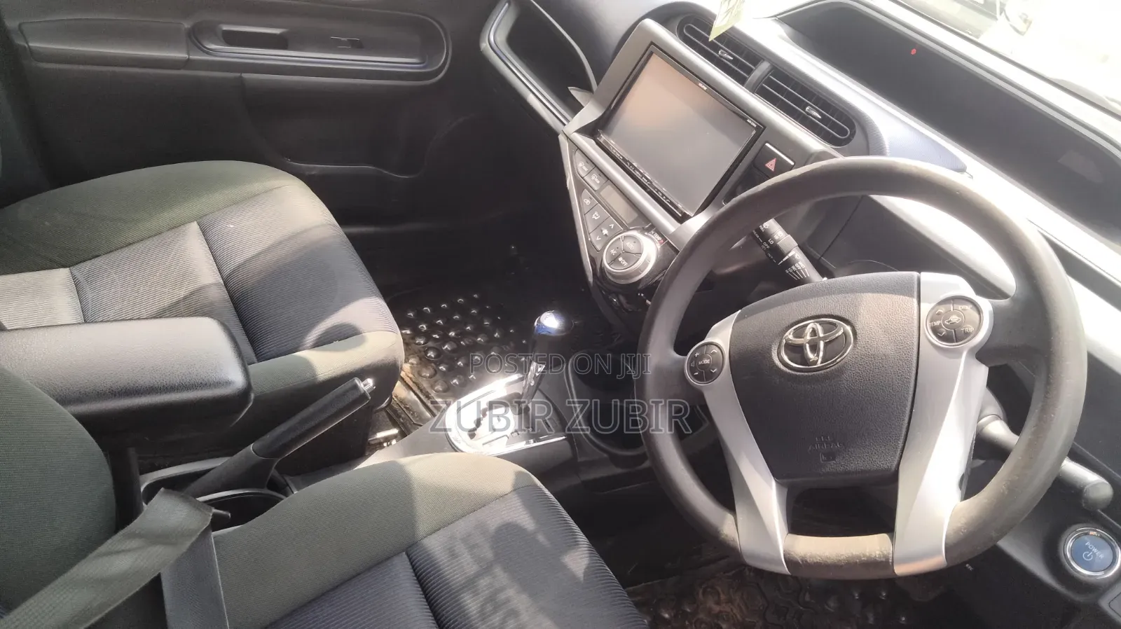 Toyota Aqua 2011 Black