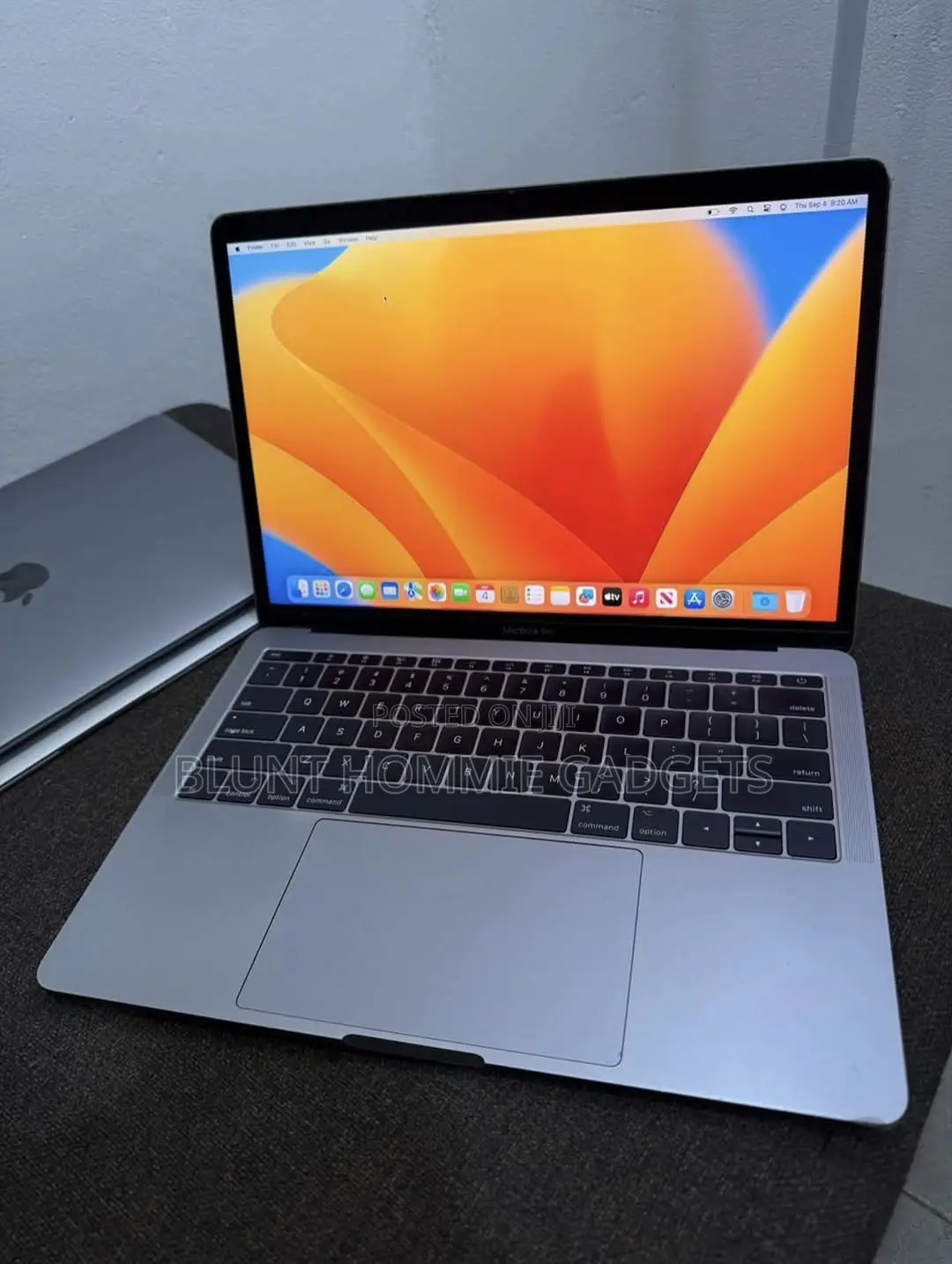Laptop Apple MacBook Pro 2017 16GB Intel SSD 512GB