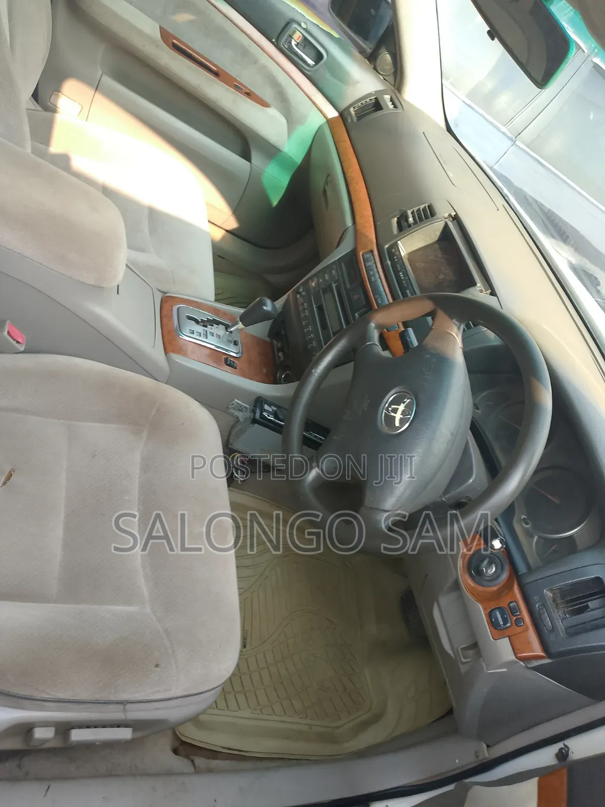 Toyota Mark II 2002 White