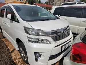 Toyota Alphard 2015 White