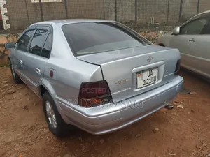 Toyota Corsa 2000 Silver