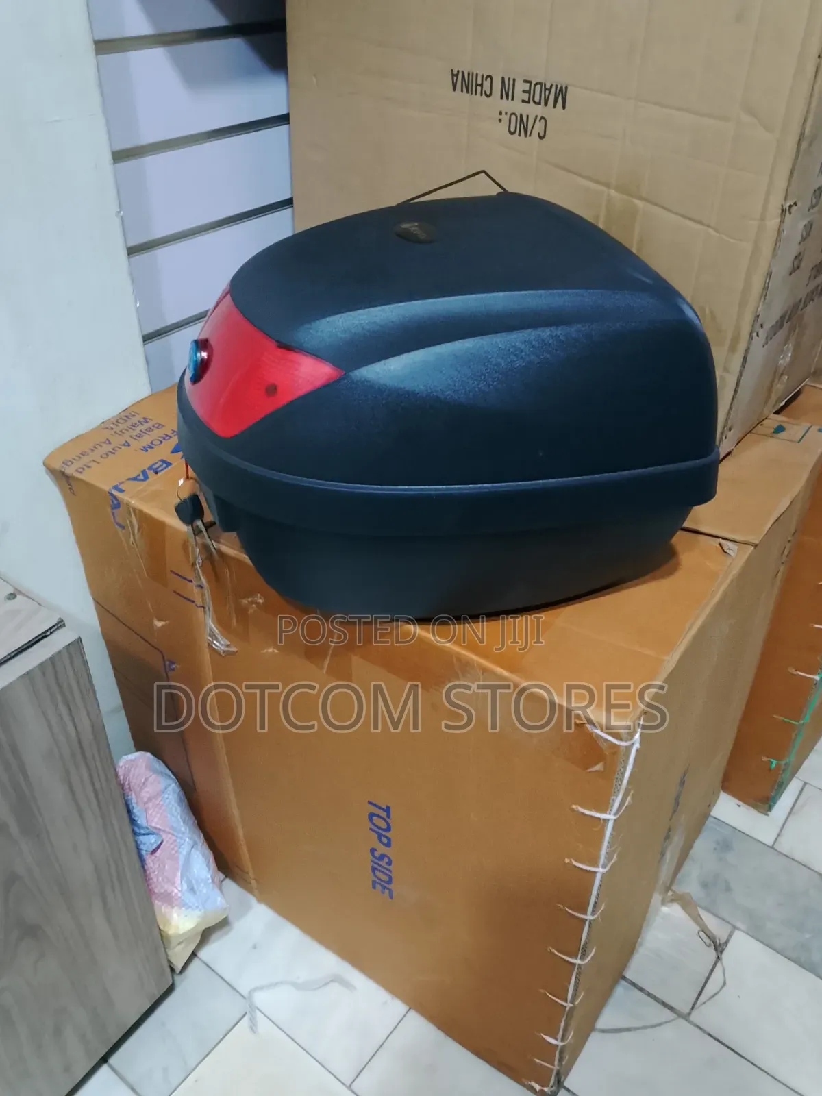 28l Motorbike Luggage Storage Tail-Carrier Box