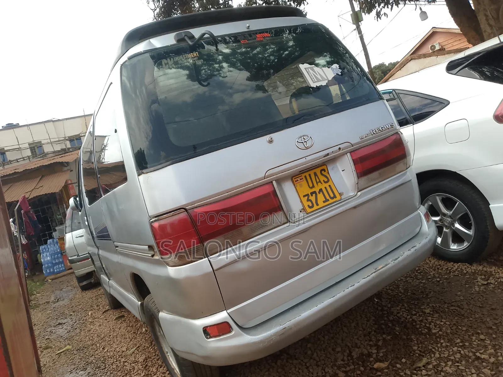 Toyota Regius 1999 Silver