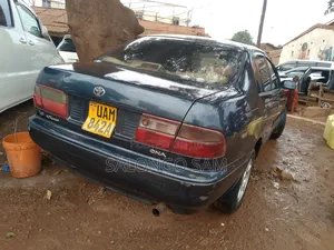 Toyota Corona Premio 2000 Teal