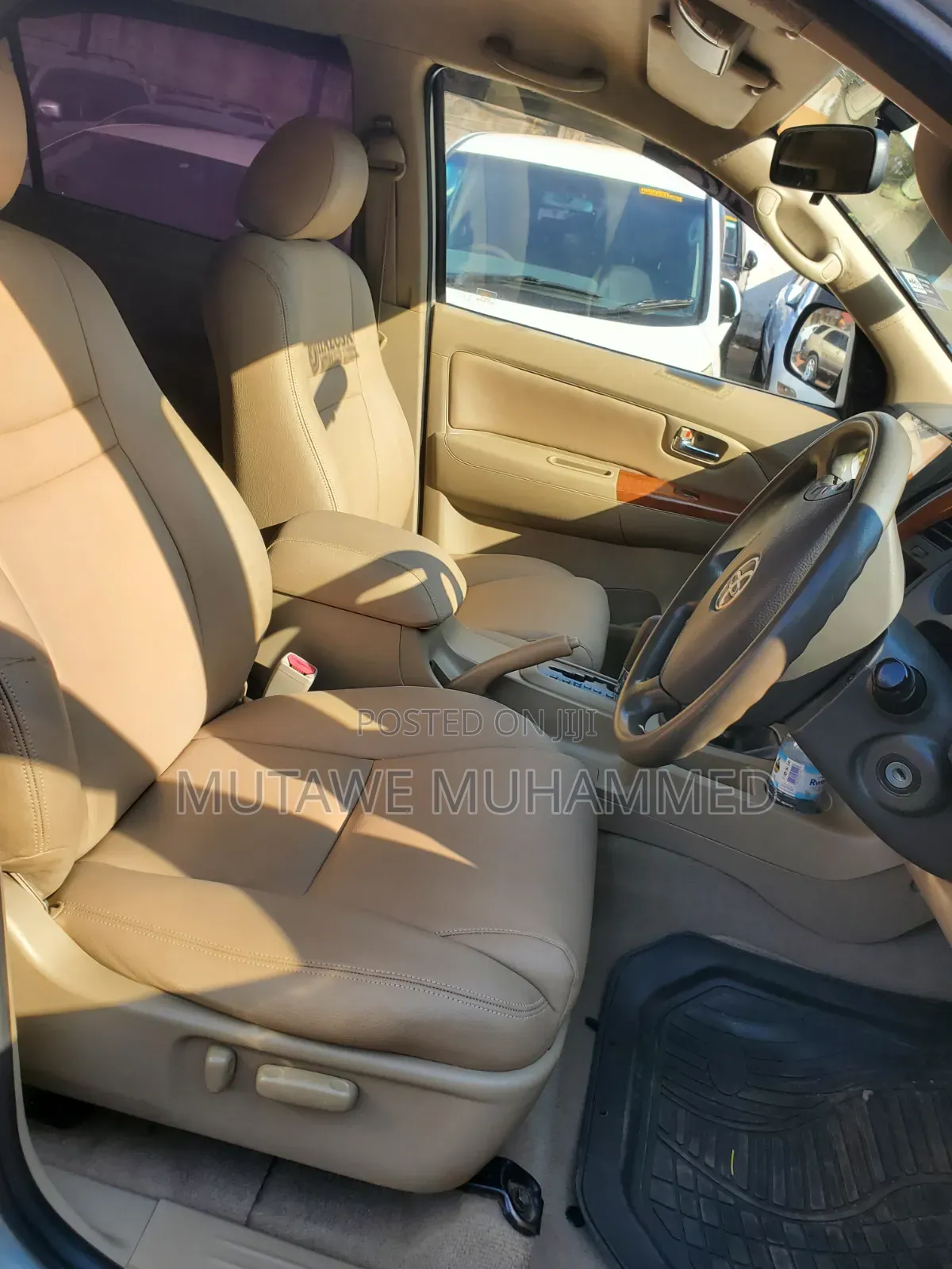 Toyota Fortuner 2012 Silver