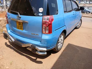Toyota Raum 2005 Blue