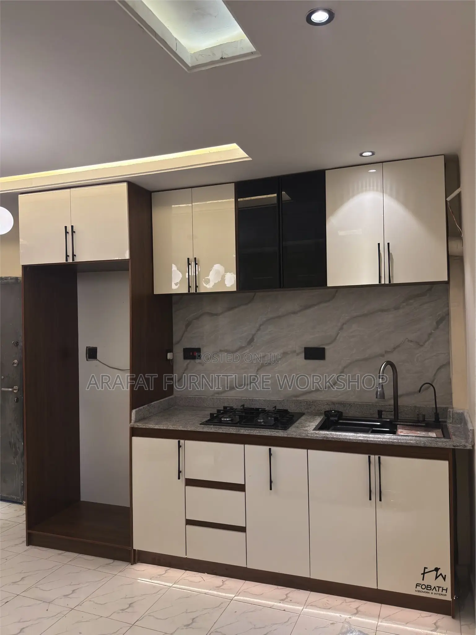 Modern Kitchen Cabinets