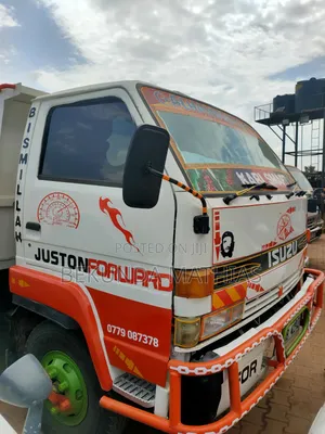 Isuzu Elf Truck 1994 White