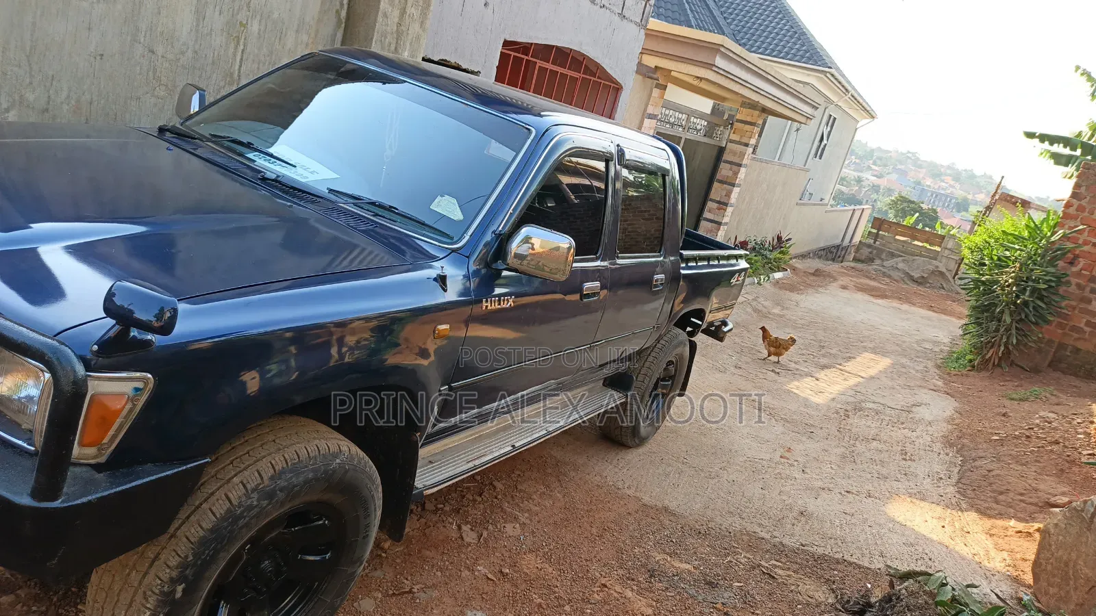 Toyota Hilux 1998 Blue