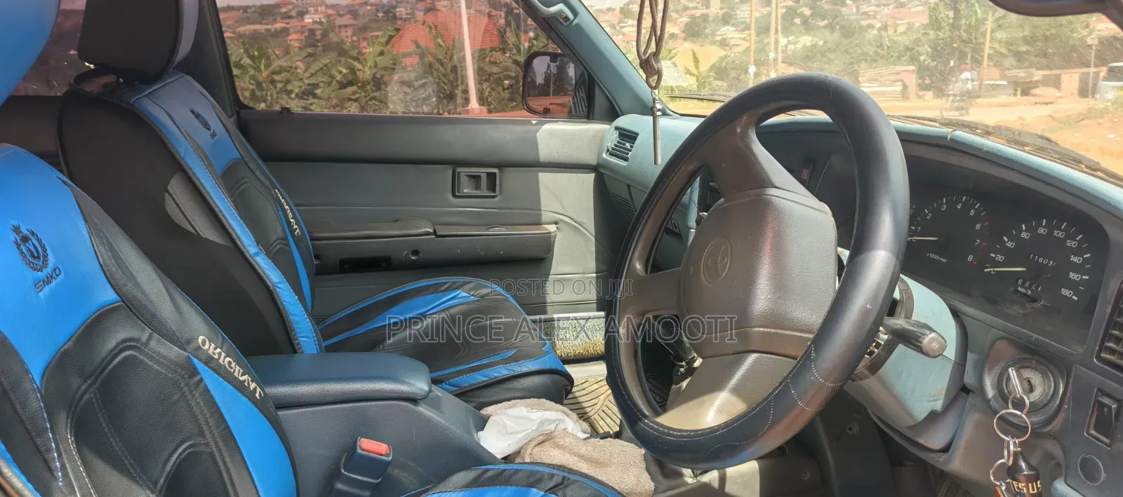 Toyota Hilux 1998 Blue