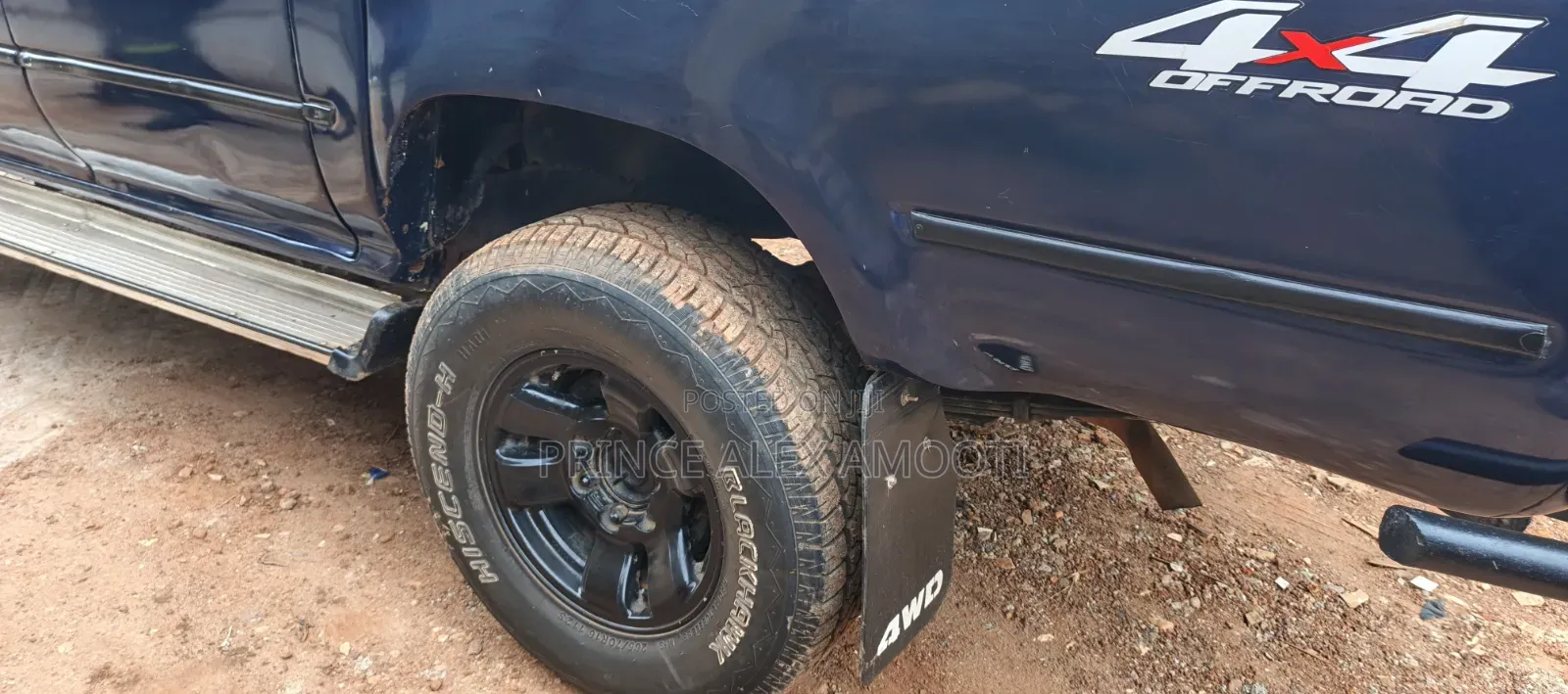 Toyota Hilux 1998 Blue