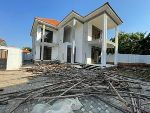 6bdrm House in Kyanja, Central Division for sale