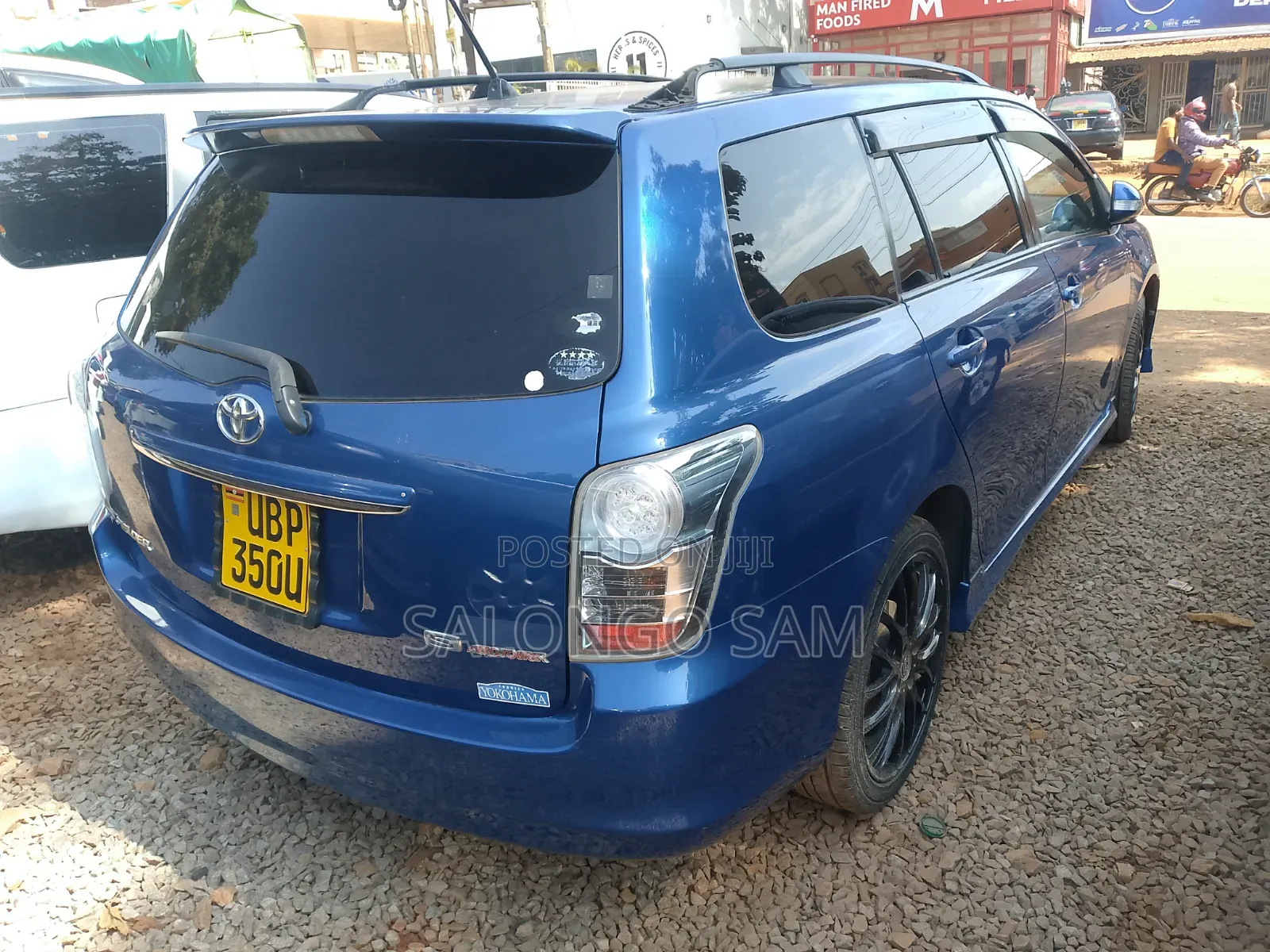 Toyota Corolla Fielder 2010 Blue
