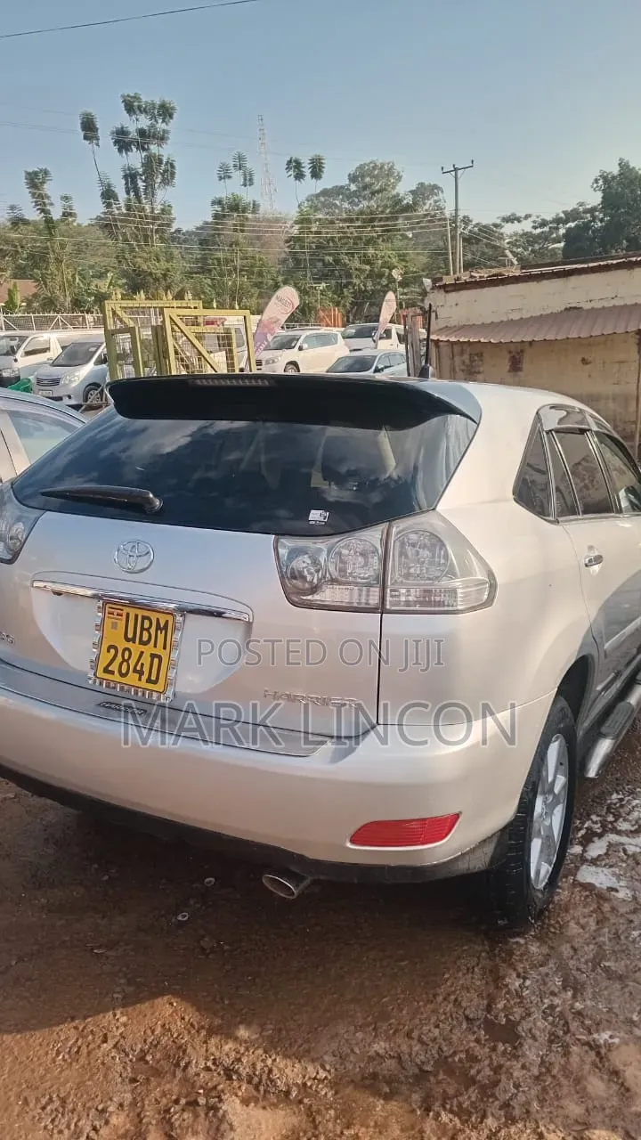 Toyota Harrier 2013 Silver