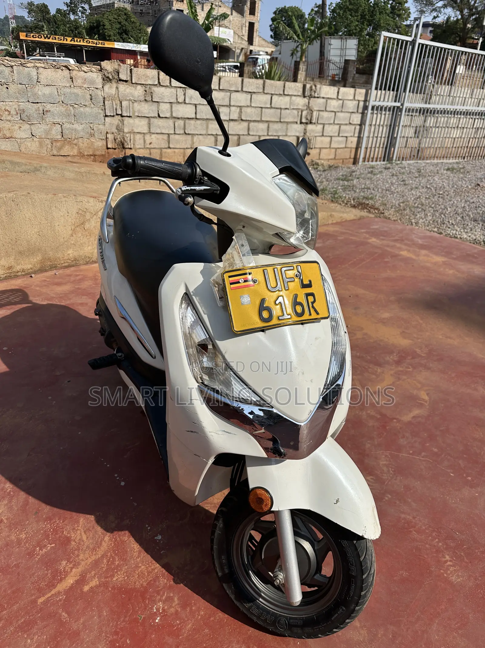 Hero Destini 125 2020 White