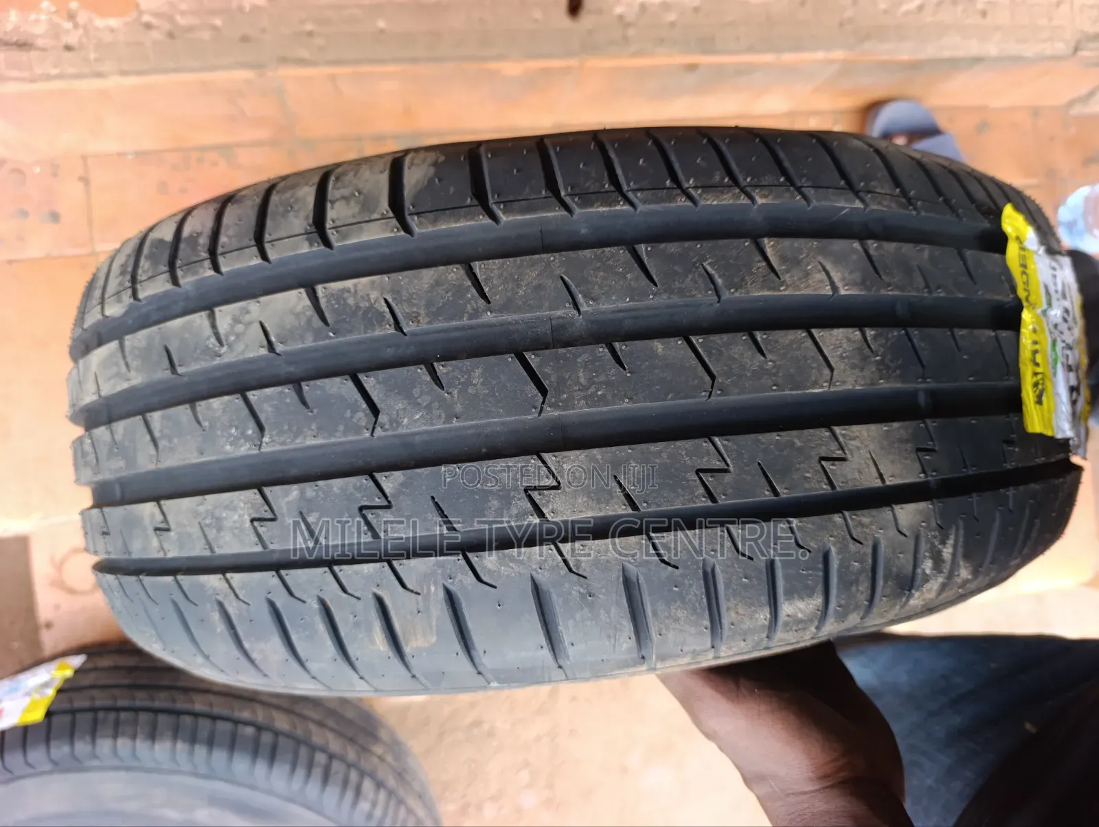 225/55r17 Atlander