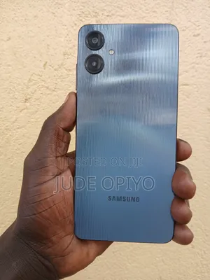 Samsung Galaxy A06 64 GB Blue