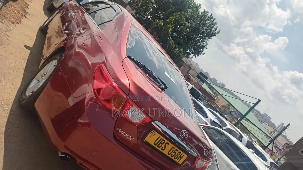 Toyota Mark X 2010 Red
