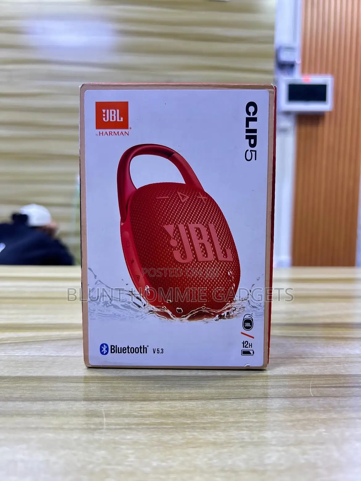 JBL Clip 5