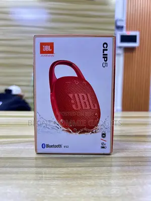 JBL Clip 5