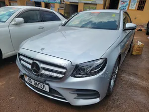 Mercedes-Benz E200 2018 Silver