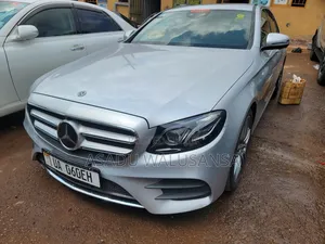 Mercedes-Benz E200 2018 Silver