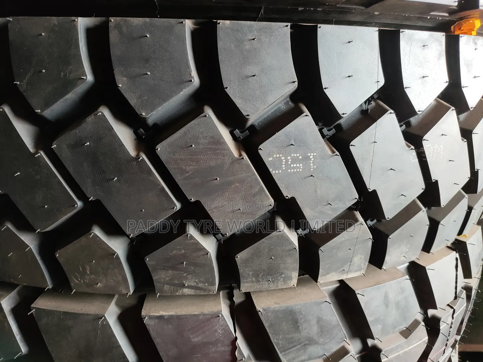 13 R22.5 Aplus D860 Tyres - Trailers, Trucks