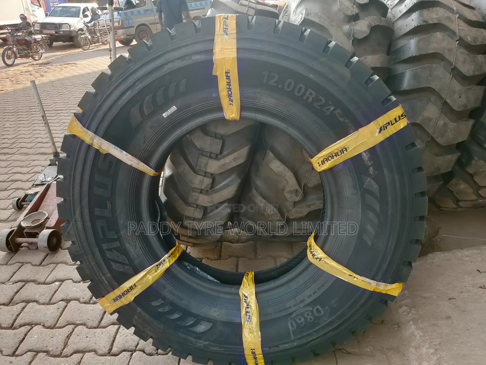 13 R22.5 Aplus D860 Tyres - Trailers, Trucks