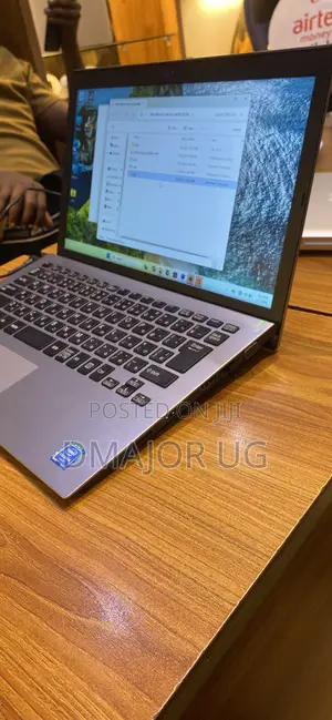Laptop Sony VAIO F1521A 4GB Intel Celeron SSD 128GB