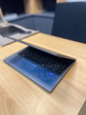 Laptop HP ZBook Firefly G8 16GB Intel Core i7 SSD 512GB