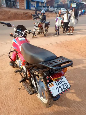 Bajaj CT 125X 2025 Red