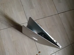 Laptop Apple MacBook 2017 8GB Intel Core i7 HDD 256GB