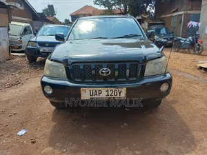 Toyota Kluger 2002 Black