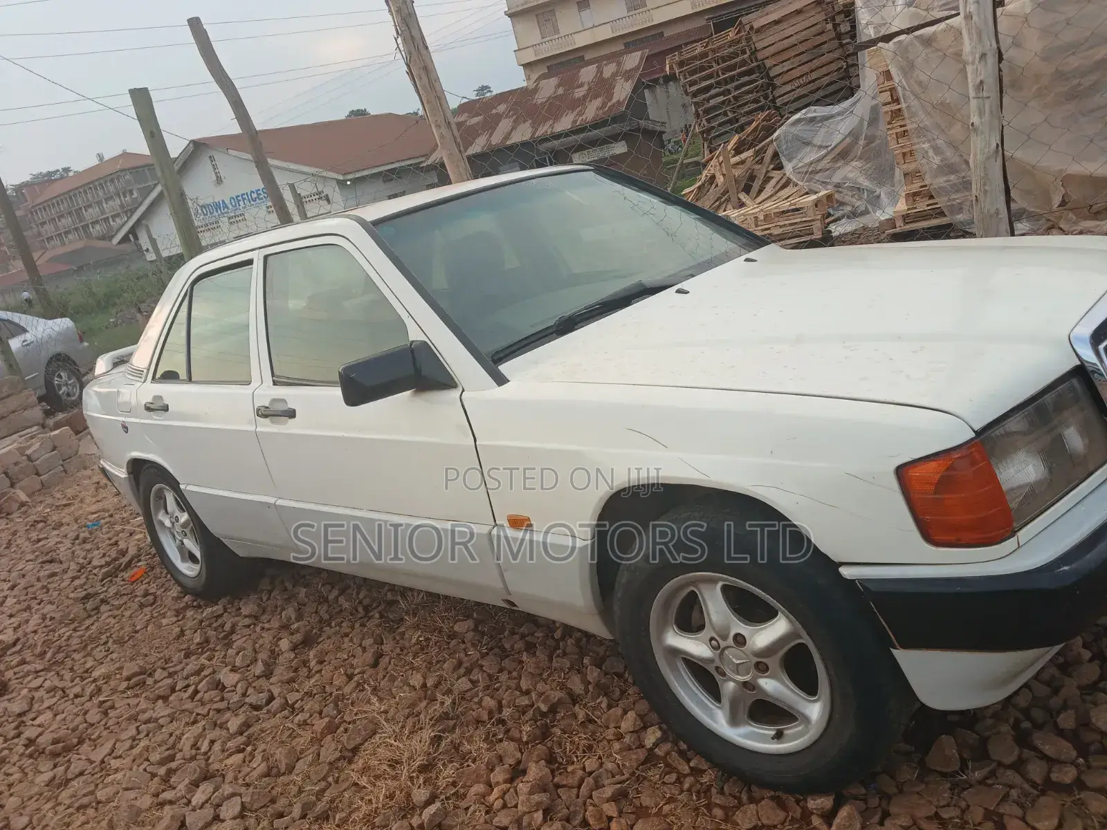 Mercedes-Benz 190E 1995 White