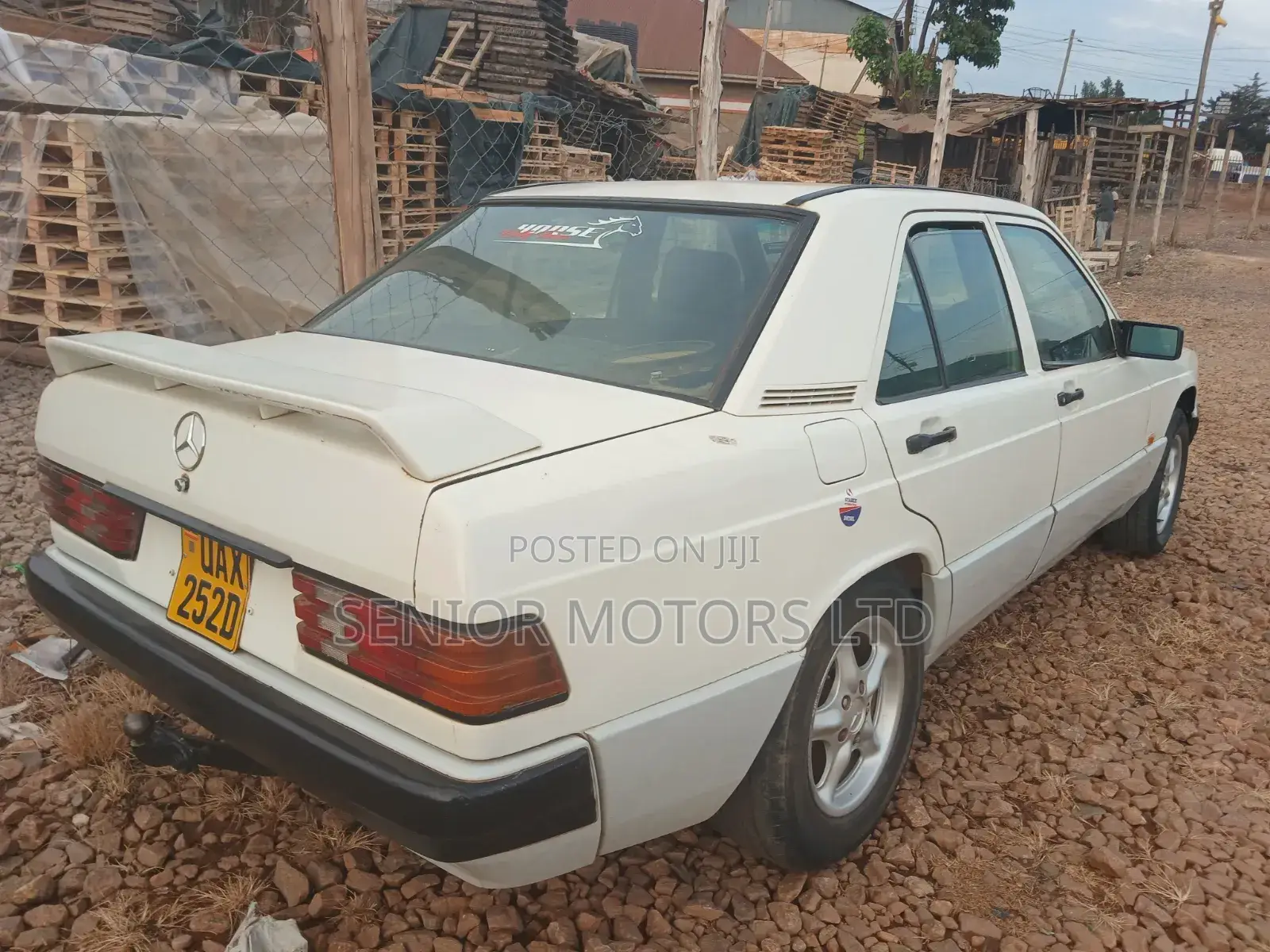 Mercedes-Benz 190E 1995 White